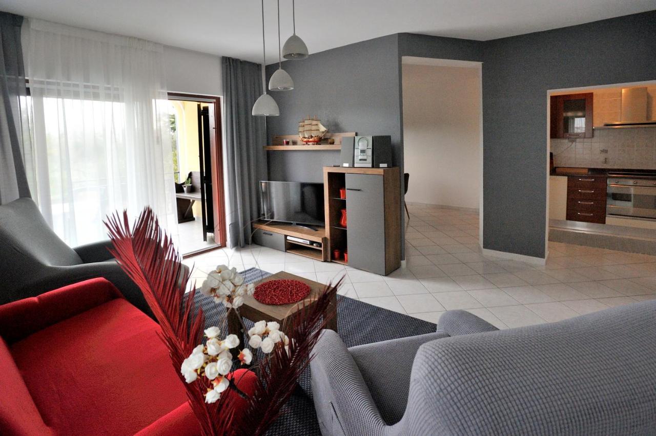 Apartment Vinja Porec - Privat Garden - Whirlpool المظهر الخارجي الصورة