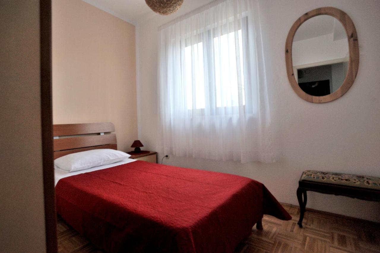 Apartment Vinja Porec - Privat Garden - Whirlpool المظهر الخارجي الصورة