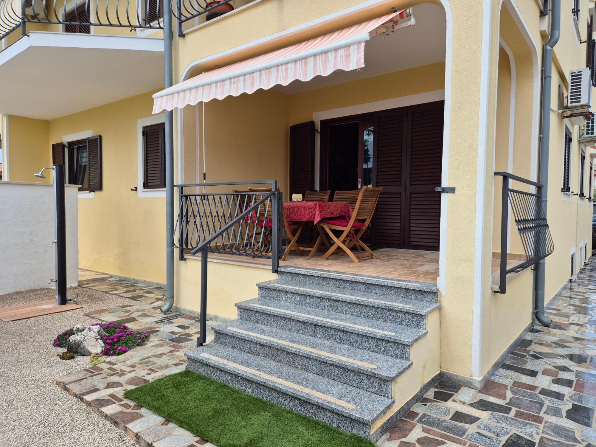Apartment Vinja Porec - Privat Garden - Whirlpool المظهر الخارجي الصورة