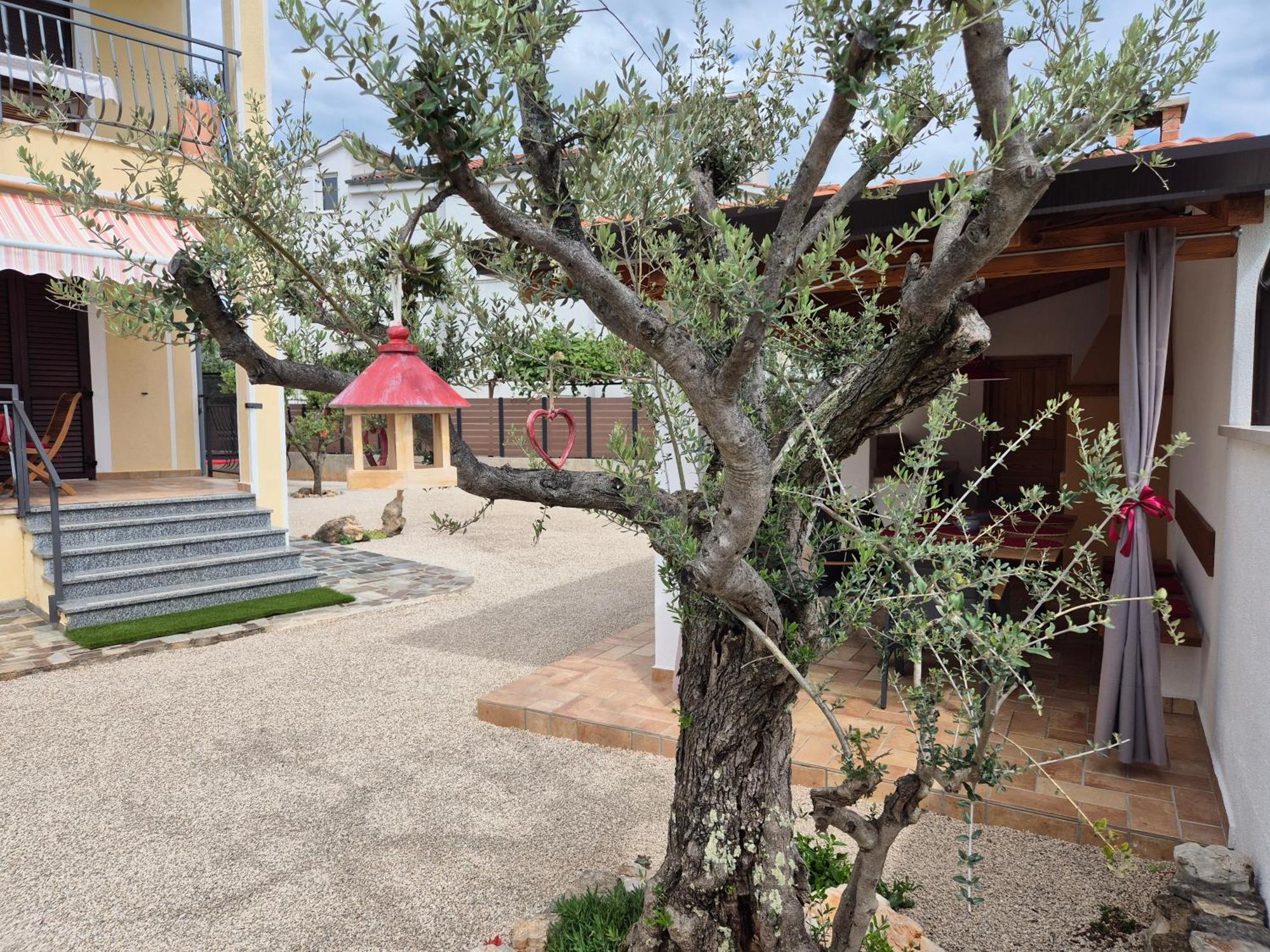 Apartment Vinja Porec - Privat Garden - Whirlpool المظهر الخارجي الصورة