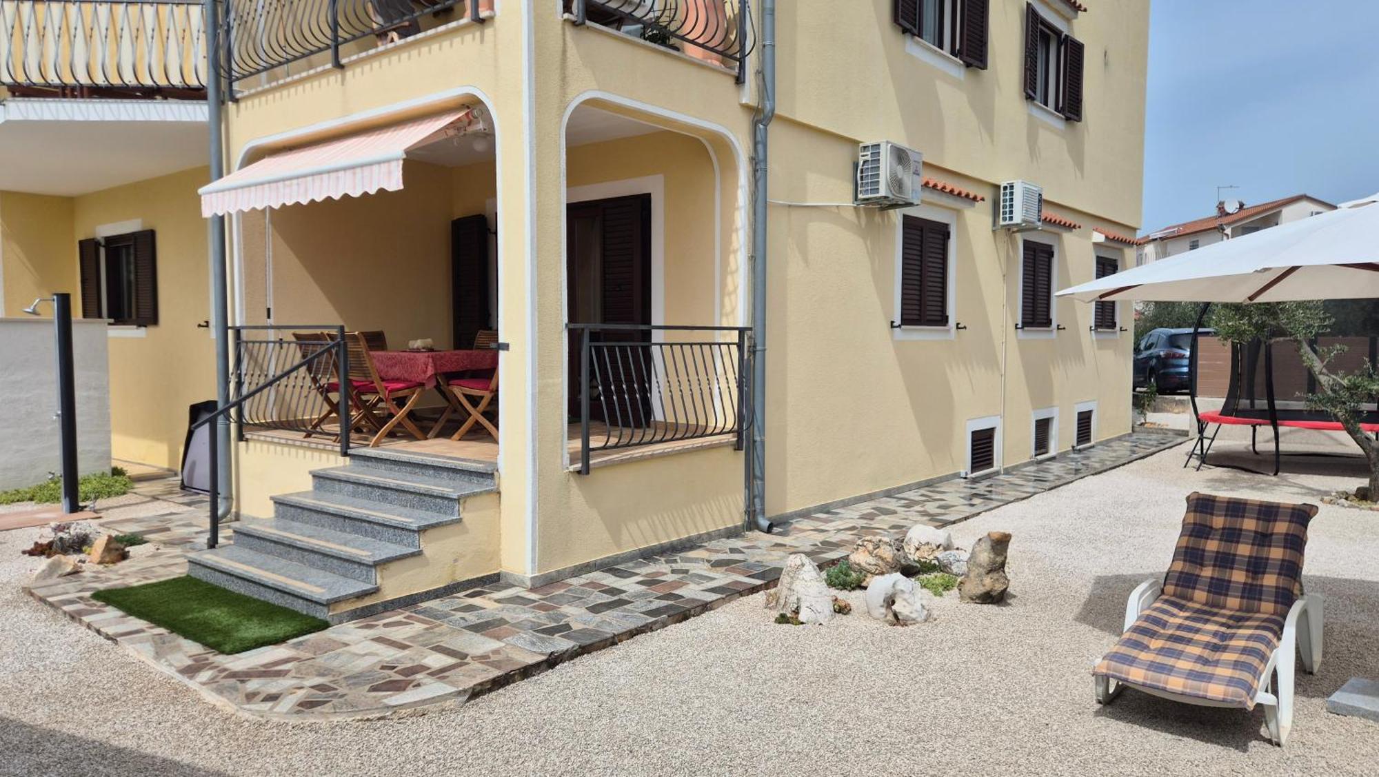 Apartment Vinja Porec - Privat Garden - Whirlpool المظهر الخارجي الصورة